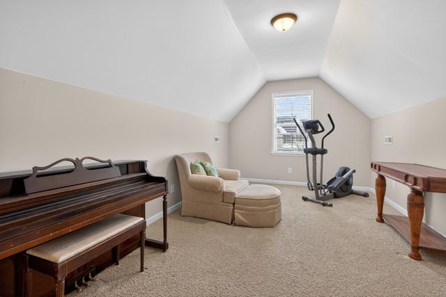 2342 Patchen Wilkes Drive, Lexington, KY 40509