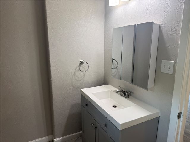 2402 Norwood Drive, Dallas, TX 75228