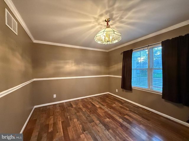 1317 JOANN DR, Millville, NJ 08332