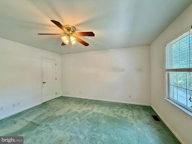 1317 JOANN DR, Millville, NJ 08332