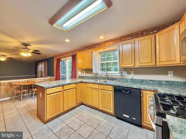 1317 JOANN DR, Millville, NJ 08332