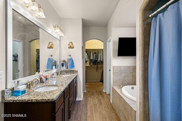 3681 Albion Avenue, Las Cruces, NM 88012