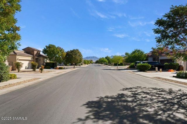 3681 Albion Avenue, Las Cruces, NM 88012