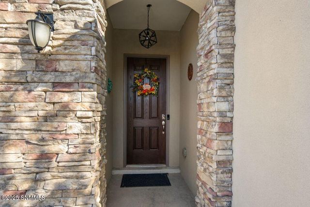 3681 Albion Avenue, Las Cruces, NM 88012