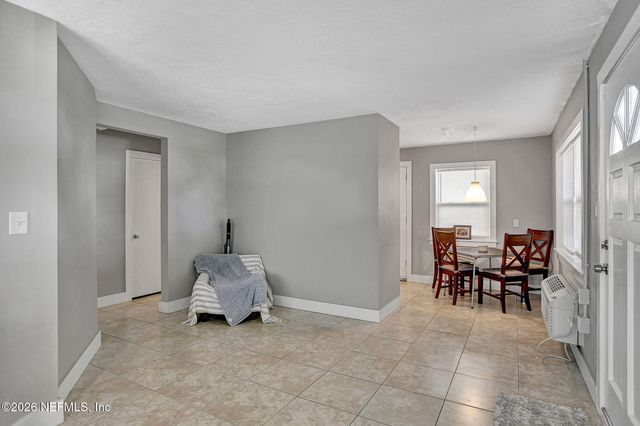 205 11TH Avenue N, Jacksonville Beach, FL 32250