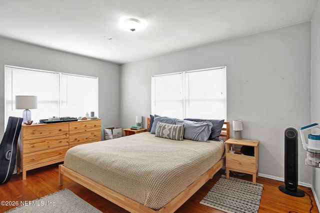 205 11TH Avenue N, Jacksonville Beach, FL 32250