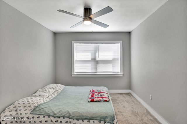 205 11TH Avenue N, Jacksonville Beach, FL 32250