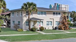 205 11TH Avenue N, Jacksonville Beach, FL 32250