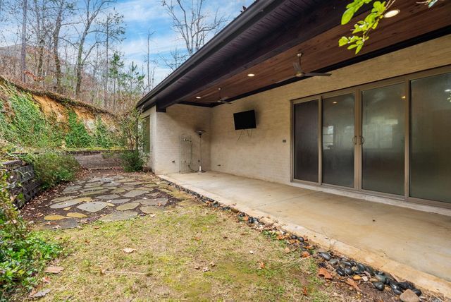 144 Cove Creek Court, Little Rock, AR 72211