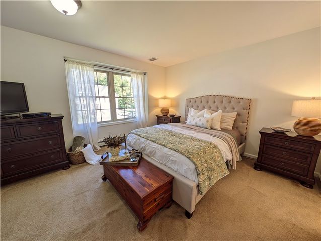 35 Schoolhouse Lane, Oneonta, NY 13820