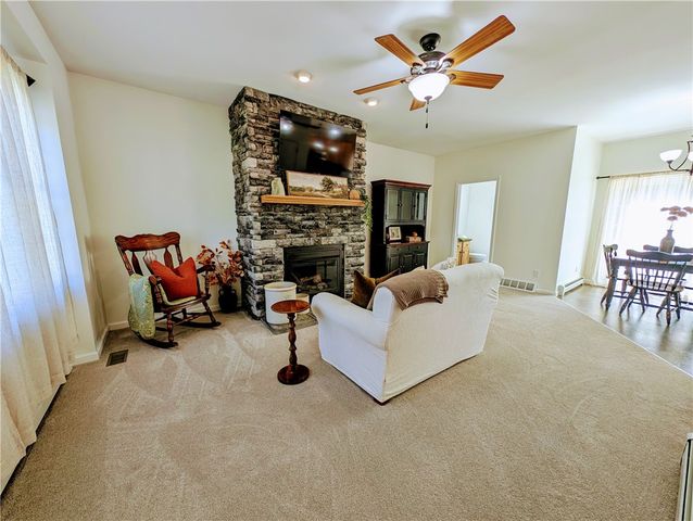 35 Schoolhouse Lane, Oneonta, NY 13820