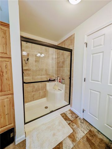 35 Schoolhouse Lane, Oneonta, NY 13820