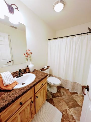 35 Schoolhouse Lane, Oneonta, NY 13820