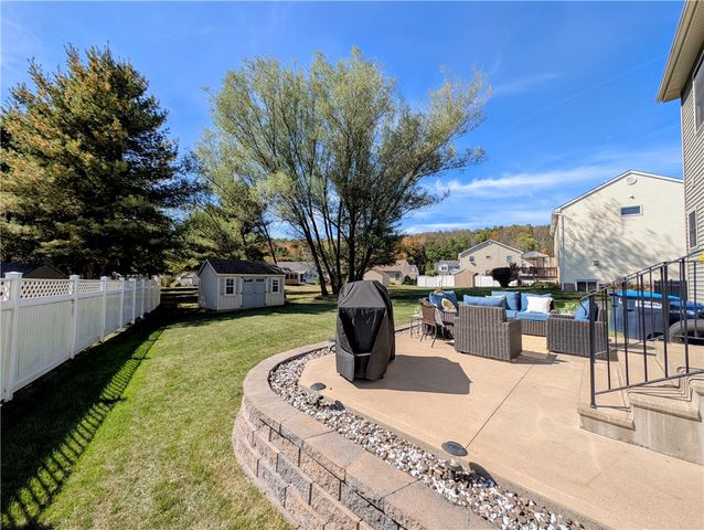 35 Schoolhouse Lane, Oneonta, NY 13820