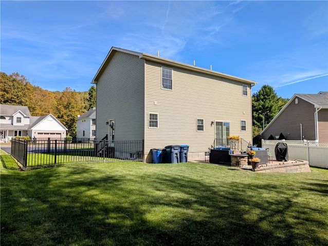 35 Schoolhouse Lane, Oneonta, NY 13820