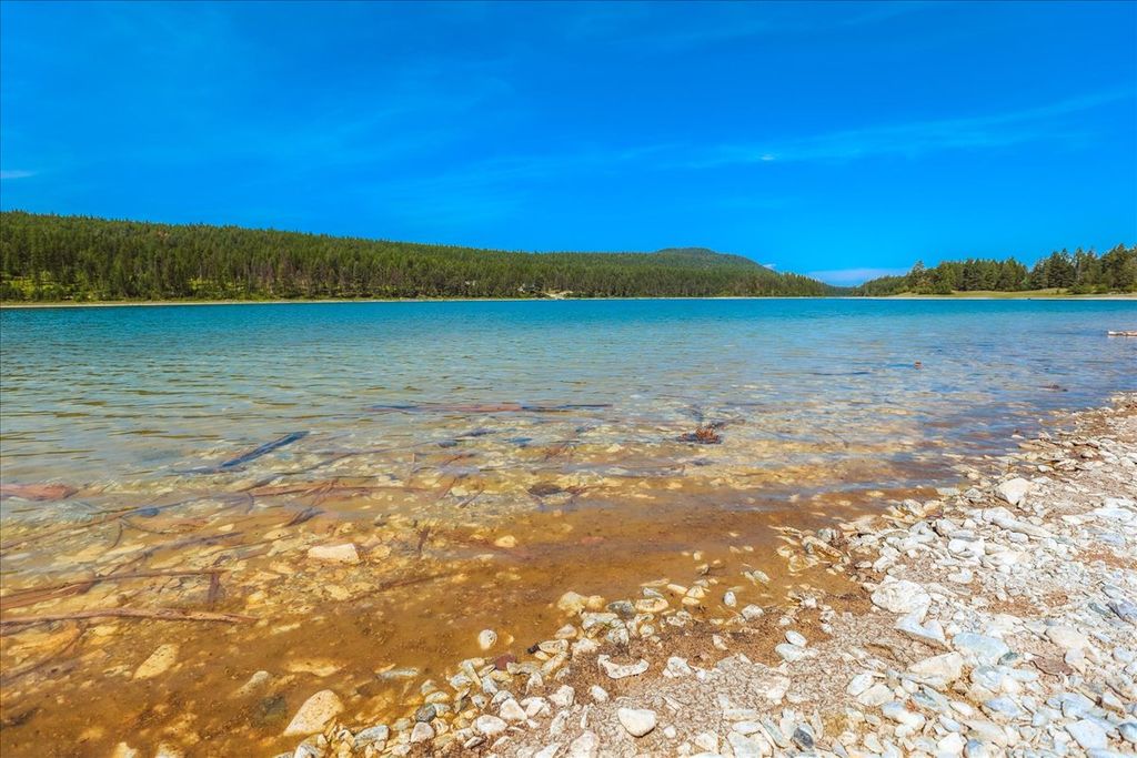 Nhn Ray Flanagan Lane, Eureka, MT 59917 photo 12