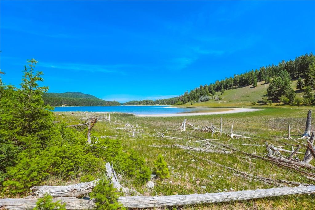 Nhn Ray Flanagan Lane, Eureka, MT 59917 photo 14