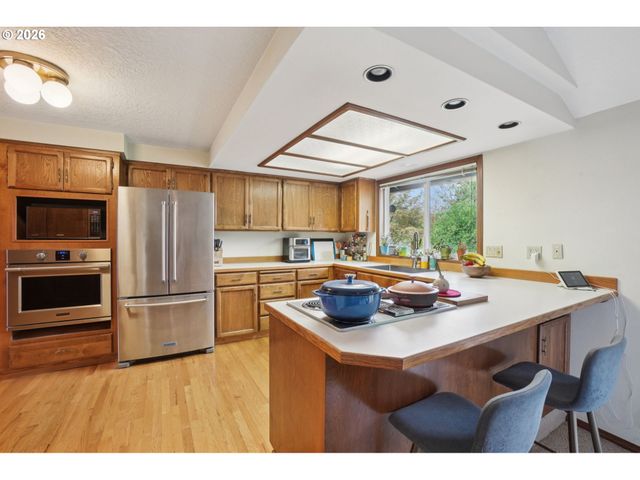 22735 Se NAOMI Dr, Damascus, OR 97089