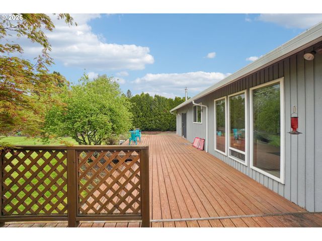 22735 Se NAOMI Dr, Damascus, OR 97089