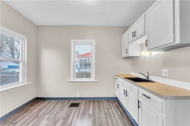 3820 W 34th Street, Cleveland, OH 44109