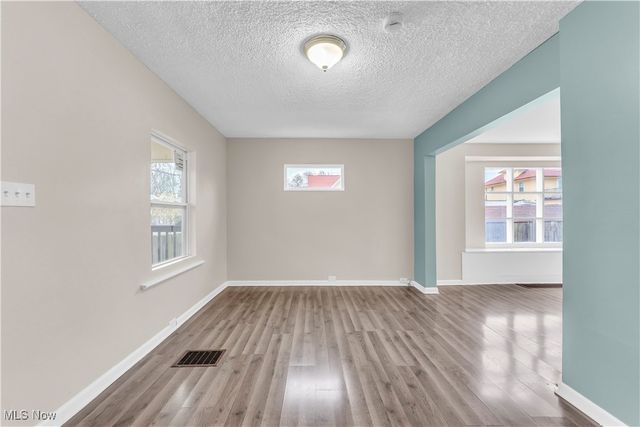 3820 W 34th Street, Cleveland, OH 44109