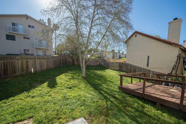 331 Windy Lane, Vista, CA 92083