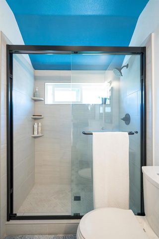 331 Windy Lane, Vista, CA 92083