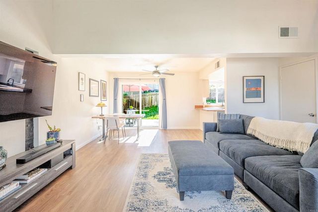 331 Windy Lane, Vista, CA 92083