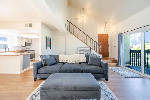 331 Windy Lane, Vista, CA 92083