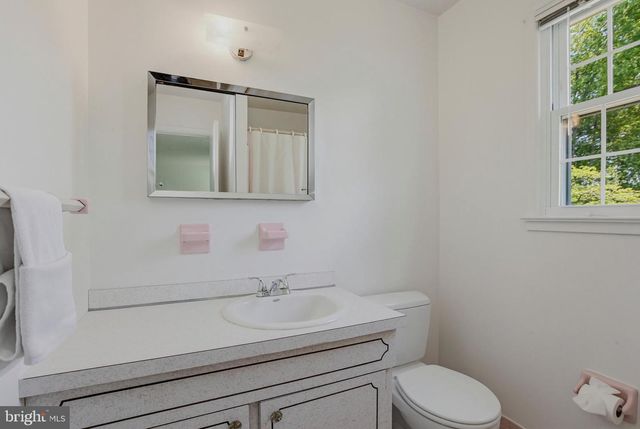 2827 VIXEN LN, Silver Spring, MD 20906