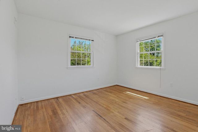 2827 VIXEN LN, Silver Spring, MD 20906