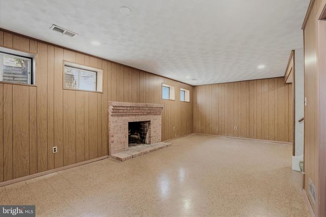 2827 VIXEN LN, Silver Spring, MD 20906