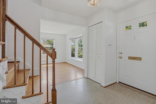 2827 VIXEN LN, Silver Spring, MD 20906