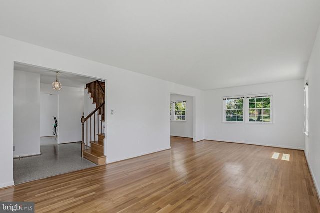 2827 VIXEN LN, Silver Spring, MD 20906