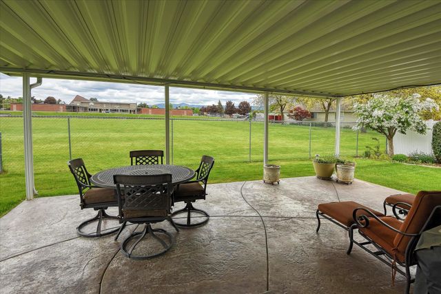 311 S Calvin Ln, Spokane Valley, WA 99216
