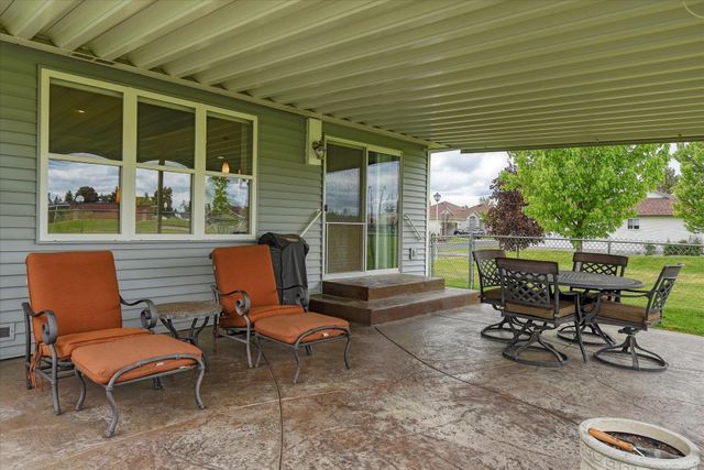 311 S Calvin Ln, Spokane Valley, WA 99216