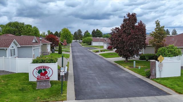 311 S Calvin Ln, Spokane Valley, WA 99216