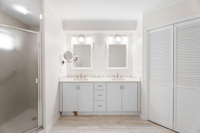 6581 SE Nantucket Court, Hobe Sound, FL 33455