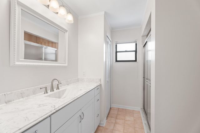 6581 SE Nantucket Court, Hobe Sound, FL 33455