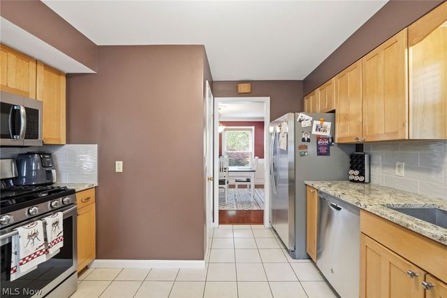 9704 Elsmere Drive, Parma, OH 44130