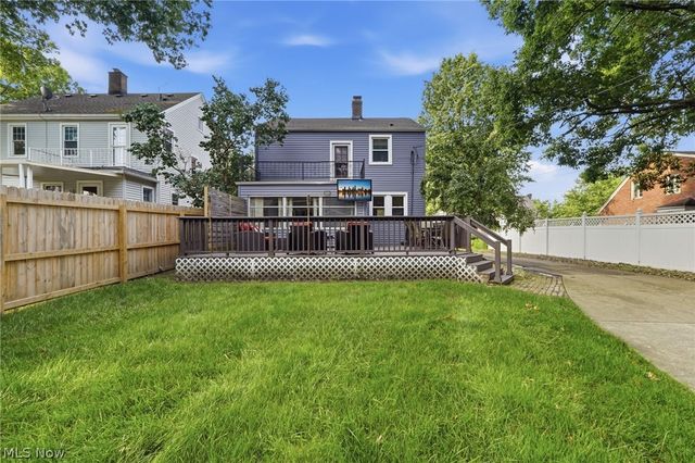 9704 Elsmere Drive, Parma, OH 44130