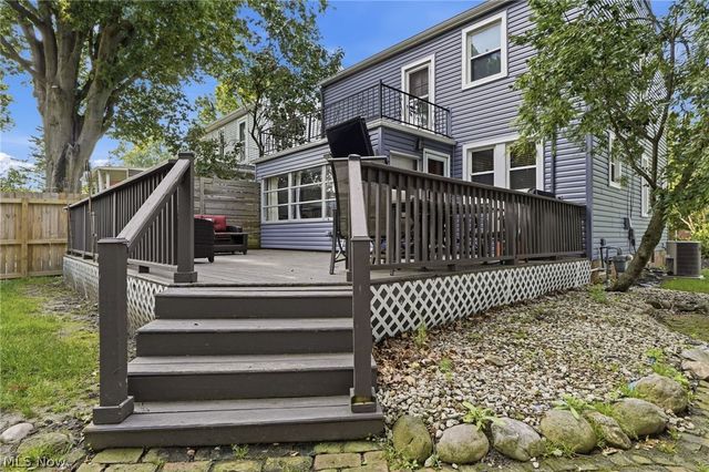 9704 Elsmere Drive, Parma, OH 44130
