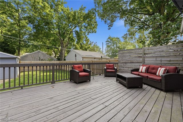 9704 Elsmere Drive, Parma, OH 44130