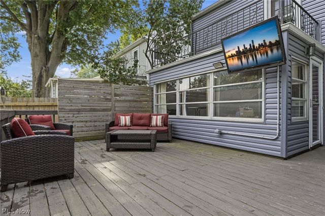 9704 Elsmere Drive, Parma, OH 44130