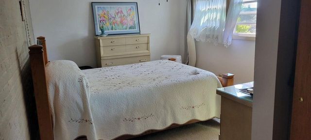 121 E Woodruff STREET NE, Port Washington, WI 53074