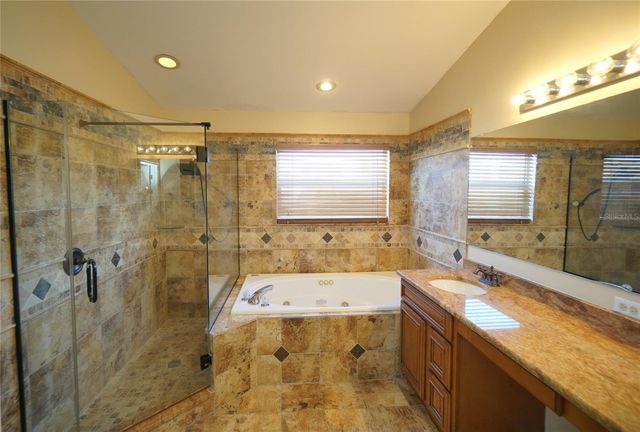 10905 CAPSTAN LAKE DRIVE, Riverview, FL 33579