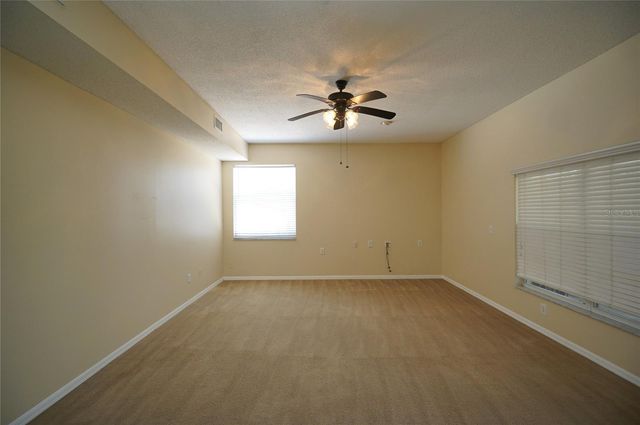 10905 CAPSTAN LAKE DRIVE, Riverview, FL 33579