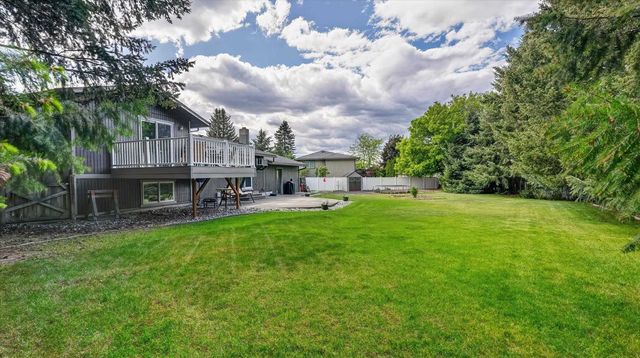 15312 N Sheridan St, Mead, WA 99021
