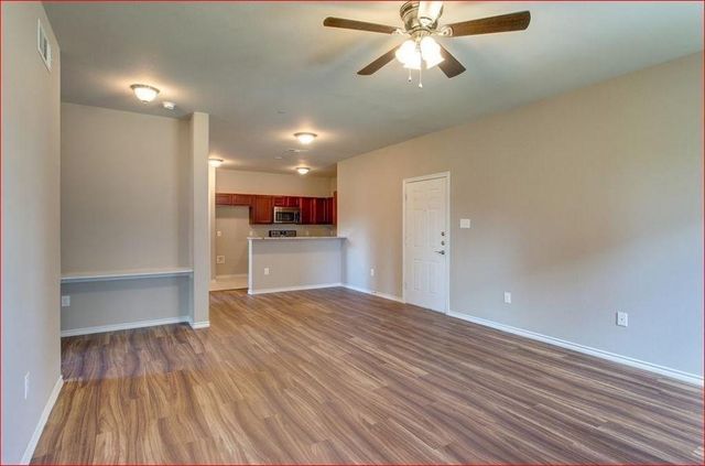 514 E Hazelwood Street B, Princeton, TX 75407