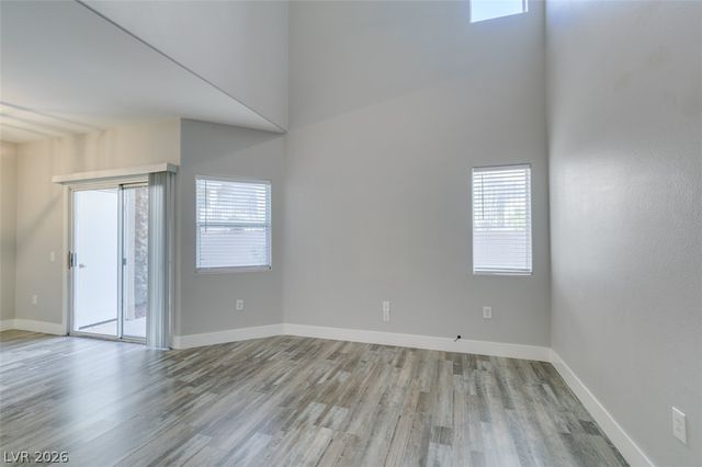 2001 Jade Creek Street 105, Las Vegas, NV 89117